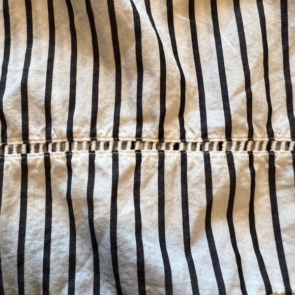 Chelsea28 Off the Shoulder High-Low Striped Top with Frilly Flowy Sleeves - XS - Picture 6 of 7